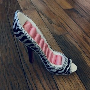 Ring/jewelry Holder DONATING SOON!!